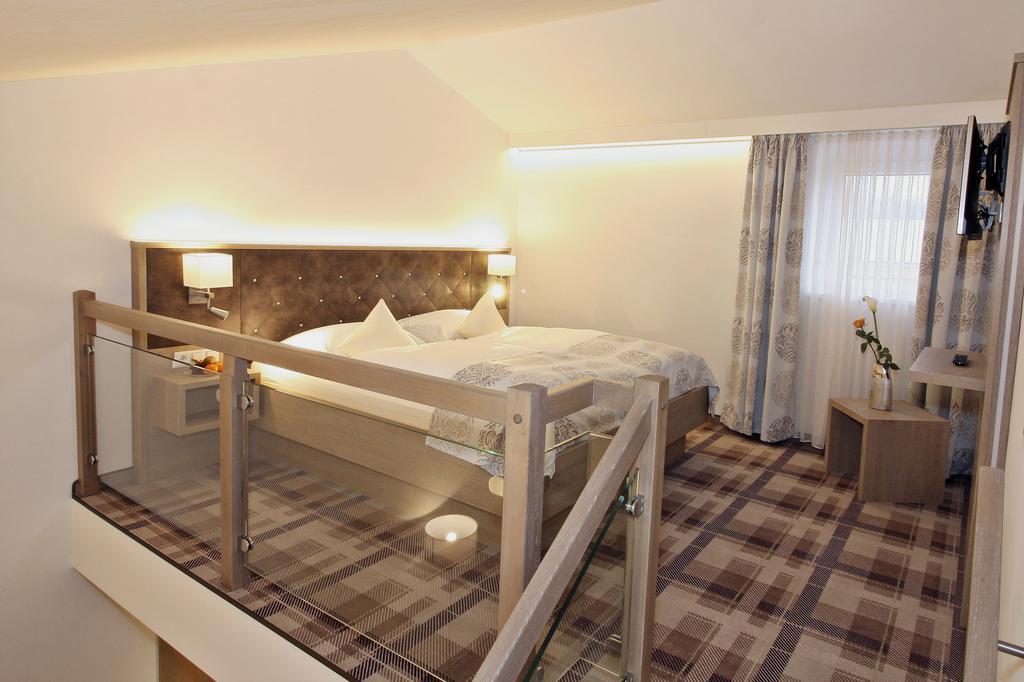 Hotel Chrysantihof 巴特比恩巴赫 外观 照片
